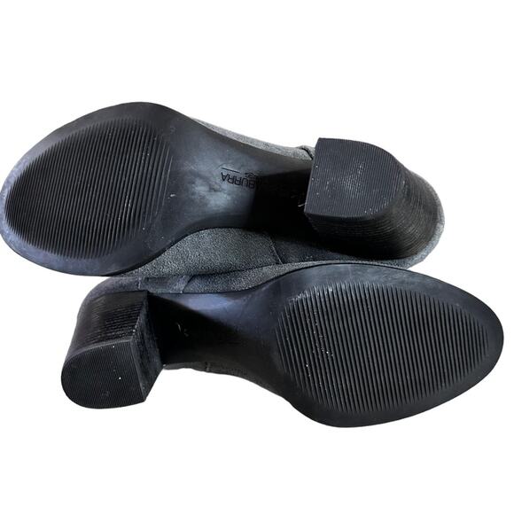 Koolaburra by Ugg ortho footbed. Gray suede side zipper buckle accent size 10 - Picture 7 of 8